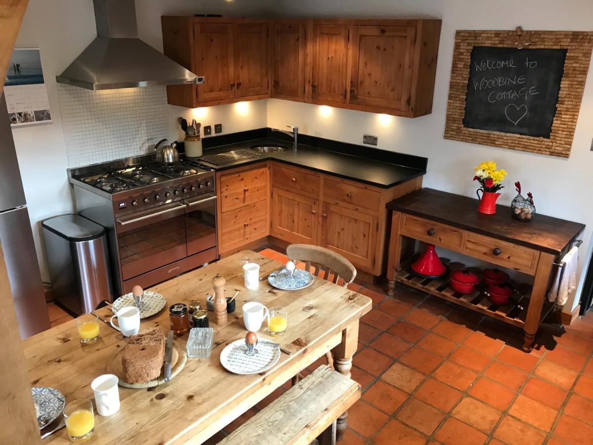 Delightful Cottage On The River Adur Close To Brighton & The Downs No Dogs Sorry Upper Beeding Екстериор снимка
