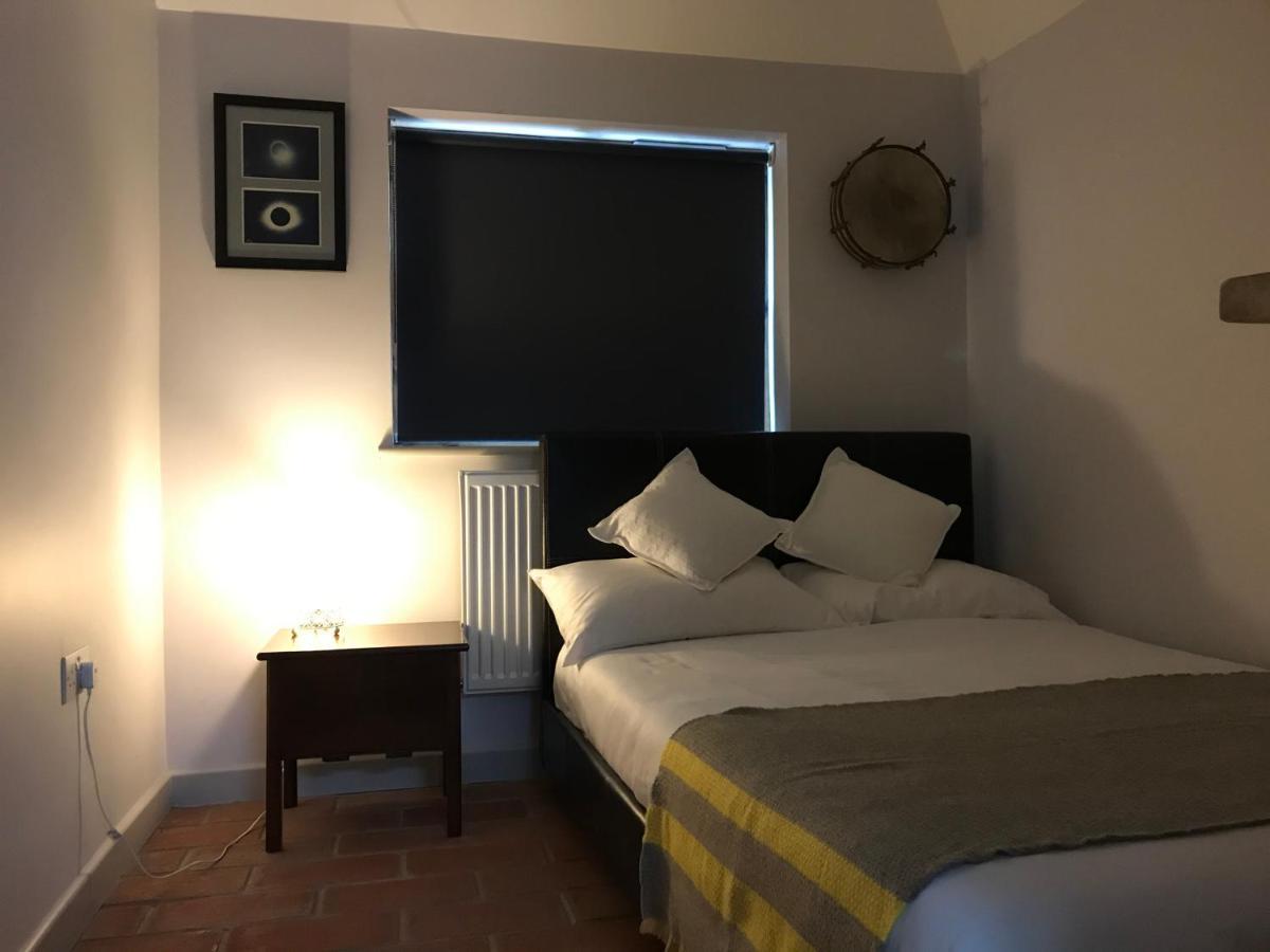 Delightful Cottage On The River Adur Close To Brighton & The Downs No Dogs Sorry Upper Beeding Екстериор снимка