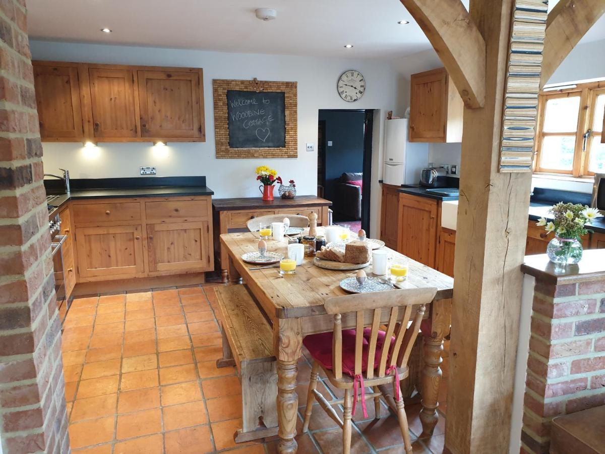 Delightful Cottage On The River Adur Close To Brighton & The Downs No Dogs Sorry Upper Beeding Екстериор снимка
