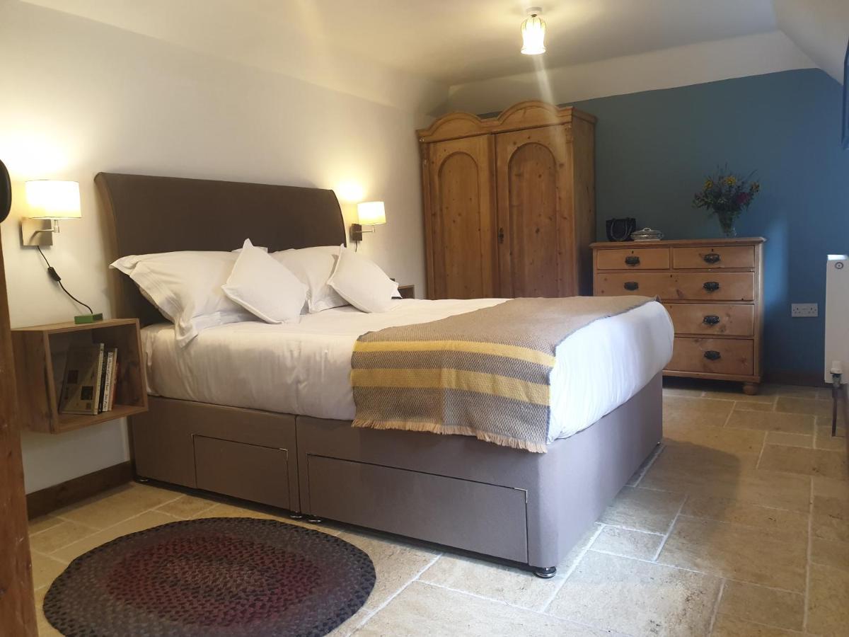 Delightful Cottage On The River Adur Close To Brighton & The Downs No Dogs Sorry Upper Beeding Екстериор снимка